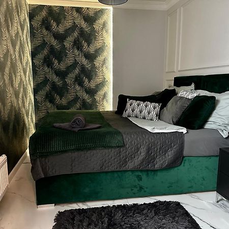 Apartamenty Kielce- Apartament Szmaragd Przy Zalew Kielecki, Faktura, Parking, Centrum エクステリア 写真