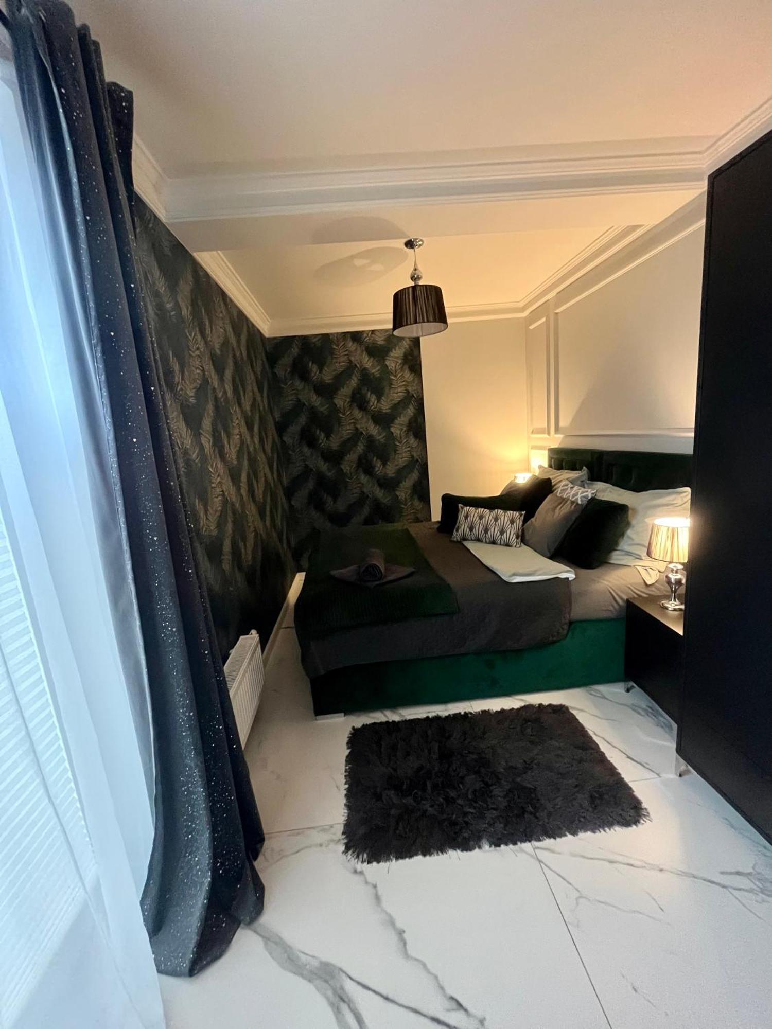 Apartamenty Kielce- Apartament Szmaragd Przy Zalew Kielecki, Faktura, Parking, Centrum エクステリア 写真