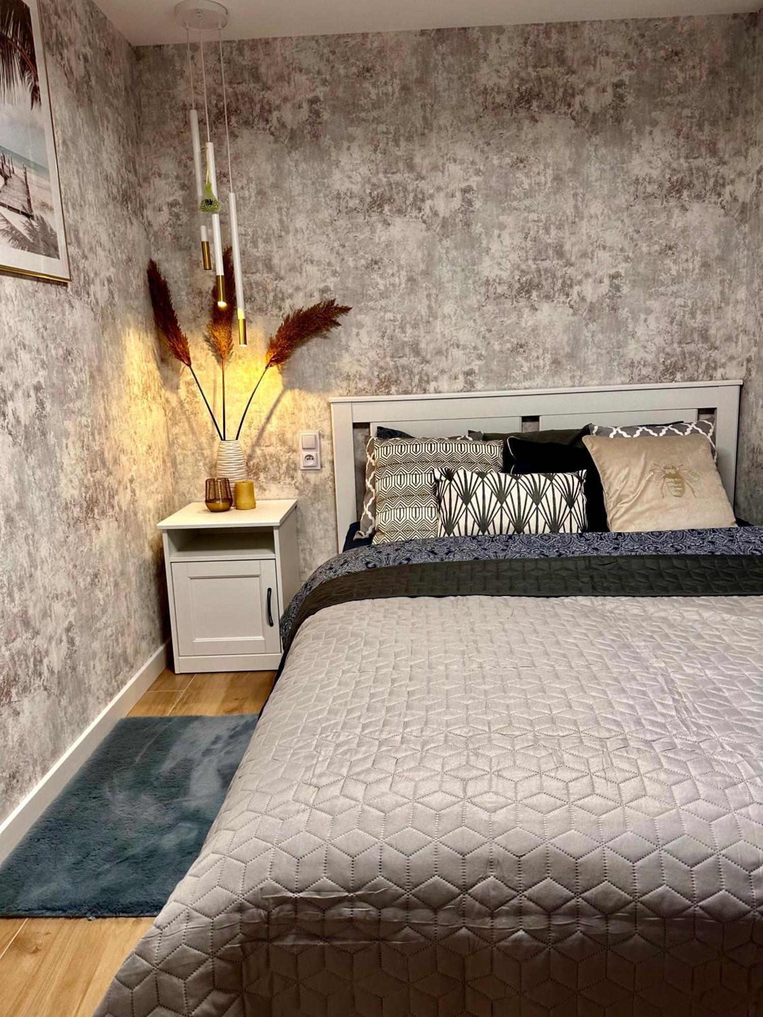 Apartamenty Kielce- Apartament Szmaragd Przy Zalew Kielecki, Faktura, Parking, Centrum エクステリア 写真