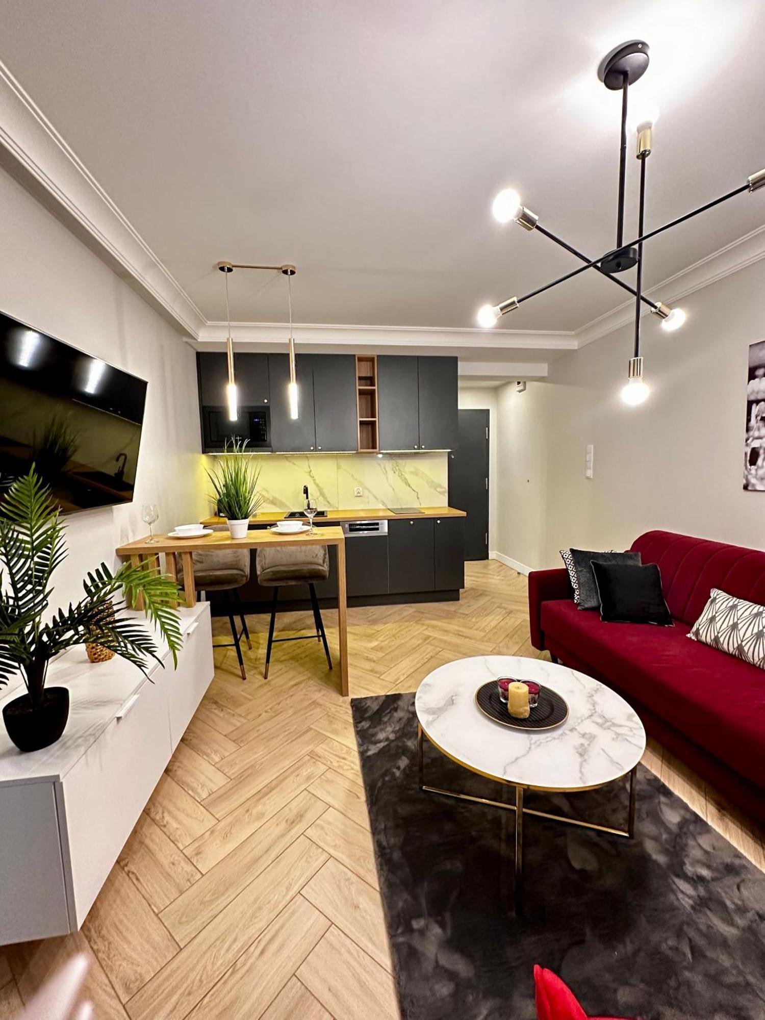 Apartamenty Kielce- Apartament Szmaragd Przy Zalew Kielecki, Faktura, Parking, Centrum エクステリア 写真